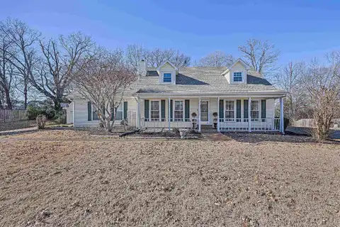 Windfield, JACKSON, TN 38305