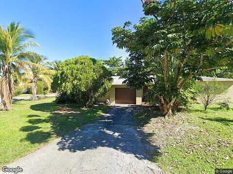 6Th, HALLANDALE BEACH, FL 33009