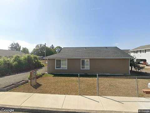 Linden Dr, TILLAMOOK, OR 97141