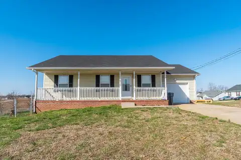 Millie, OAK GROVE, KY 42262