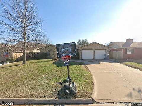 Sprucewood, LAWTON, OK 73505