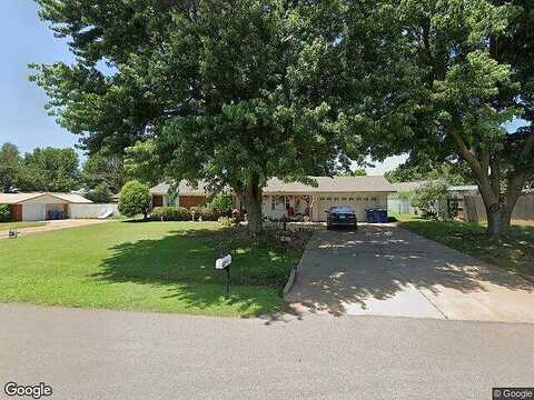 9Th, MARLOW, OK 73055