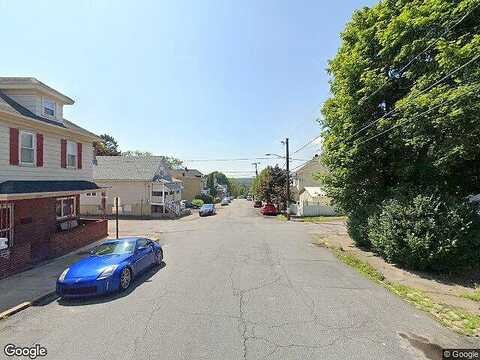 Mongones St, HAZLETON, PA 18201