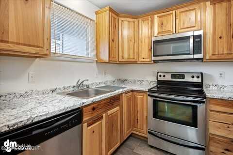 8921-8923 Woodstock Circle, Anchorage, AK 99502