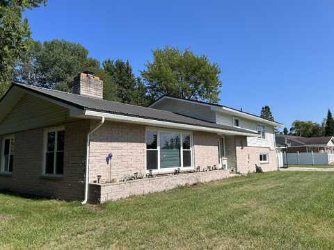 705 S Brooke Street, Alpena, MI 49707