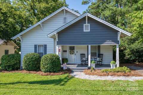 206 6th Street SW, Conover, NC 28613