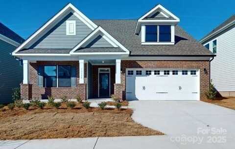 10124 Whitaker Pointe Drive, Huntersville, NC 28078