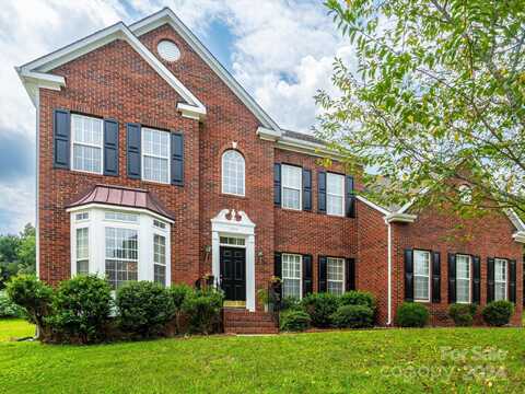 4404 Rock Stream Drive, Charlotte, NC 28269