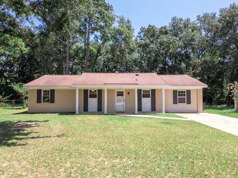 104 Creek Drive, Leesburg, GA 31763