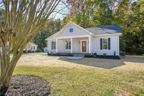 24 Oakland Street, Kilmarnock, VA 22482