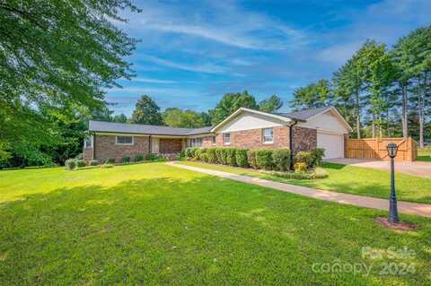 147 Tara Place, Forest City, NC 28043