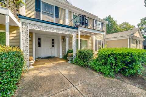 7026 Quail Hill Road, Charlotte, NC 28210