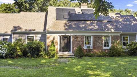 34 Willow Lane, East Lyme, CT 06333