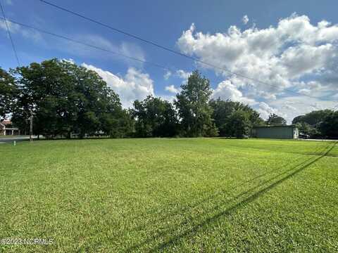 602 N King Street, Winton, NC 27986