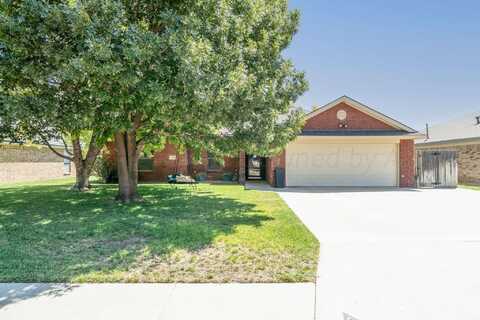 202 Floyd Avenue, Dumas, TX 79029