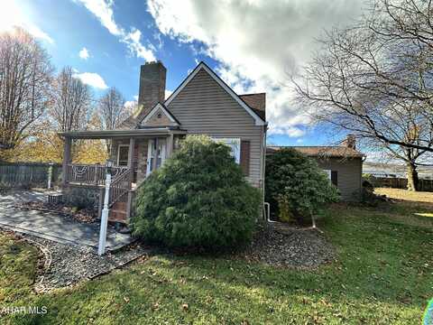 3041 Everett Road, East Freedom, PA 16637