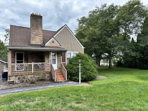 3041 Everett Road, East Freedom, PA 16637