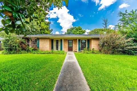 402 FOREST BOULEVARD, Houma, LA 70360