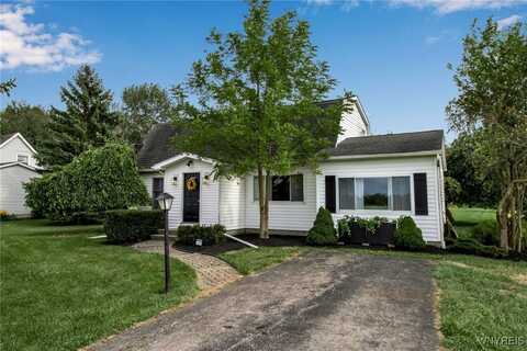 1558 Youngstown Wilson Road, Porter, NY 14174