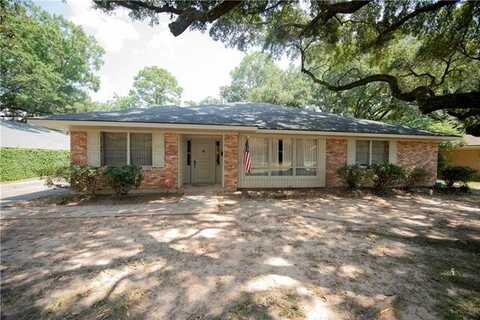 3457 PARKWAY Drive, Alexandria, LA 71301