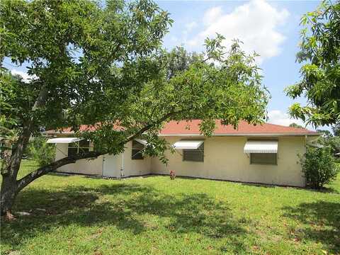 Robert, LEHIGH ACRES, FL 33936