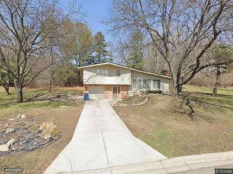 Woodgate, MINNETONKA, MN 55345