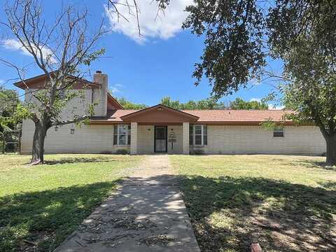 Avenue M, BROWNWOOD, TX 76801