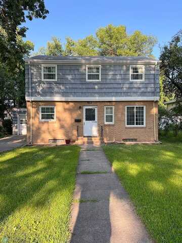 5Th, MOORHEAD, MN 56560