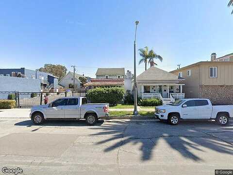 11Th, HUNTINGTON BEACH, CA 92648