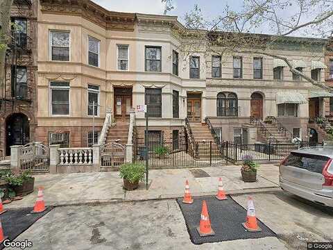 Decatur, BROOKLYN, NY 11233