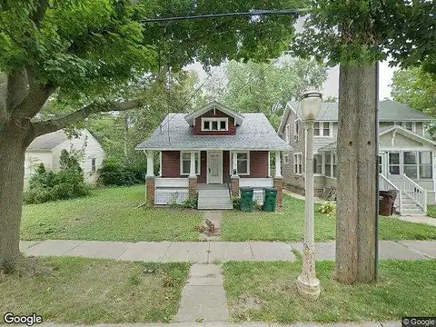 Fairview, LANSING, MI 48912