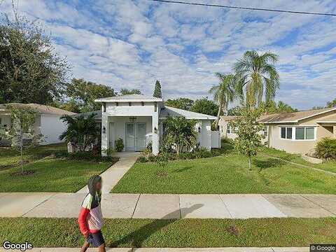 9Th, SAINT PETERSBURG, FL 33705