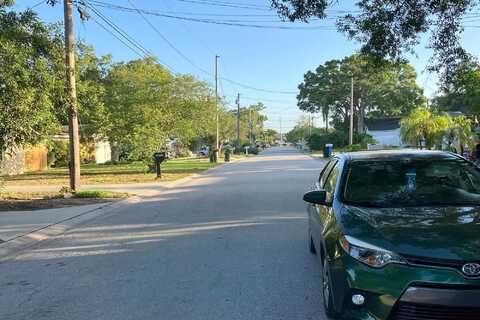 Clay, LARGO, FL 33773
