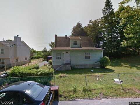 Ridgewood, MIDDLETOWN, NY 10940