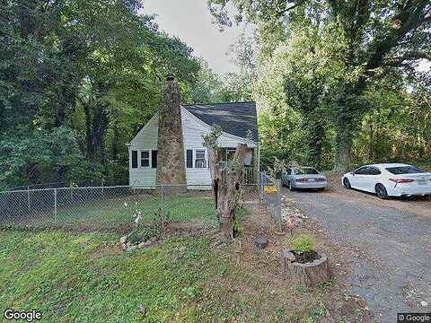 8Th, HICKORY, NC 28602