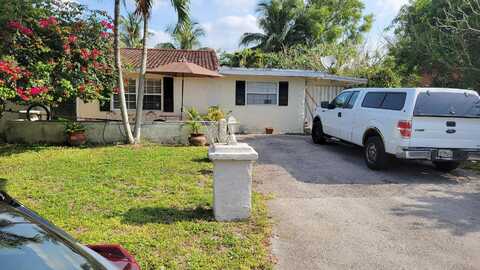 76Th, POMPANO BEACH, FL 33073