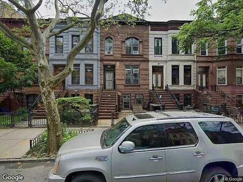 Macon, BROOKLYN, NY 11233