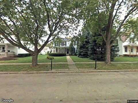 8Th, ROCHELLE, IL 61068