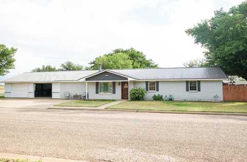 805 Cottonwood, Quitaque, TX 79255