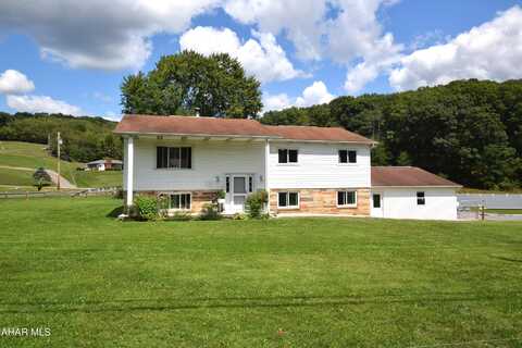 687 Beaver Dam Rd, Claysburg, PA 16625