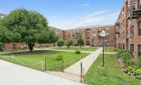 989 East 108th Street, Brooklyn, NY 11236