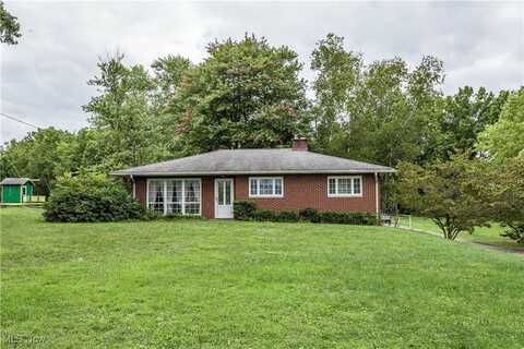 676 E TURKEYFOOT LAKE ROAD, AKRON, OH 44319