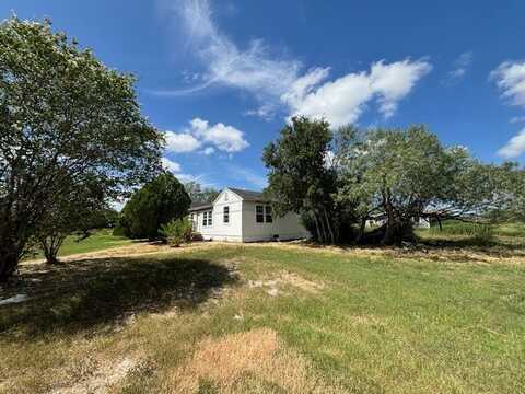 282 County Road 304, Orange Grove, TX 78372