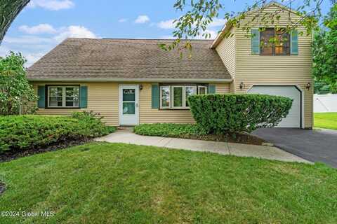 69 Meadowbrook Road, Colonie, NY 12189