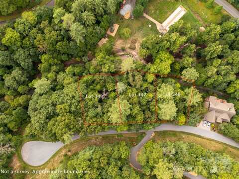 712 Blackgum Court, Hendersonville, NC 28739