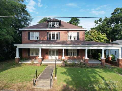 222 Leak Avenue, Wadesboro, NC 28170