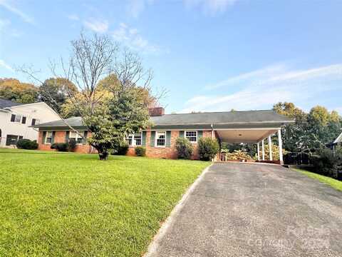 214 Robinwood Circle, Lenoir, NC 28645