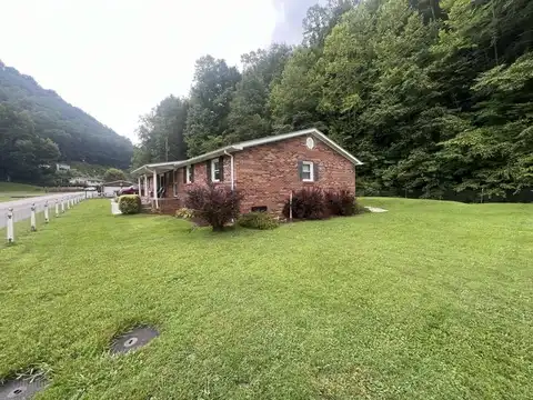 3563 Fedscreek Rd., Steele, KY 41566