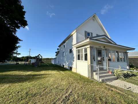 114 W John ST, Newberry, MI 49868