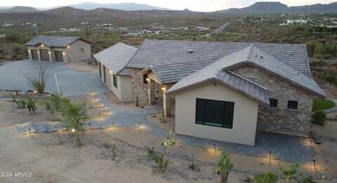 2636 W WOLFTRAP Road, New River, AZ 85087